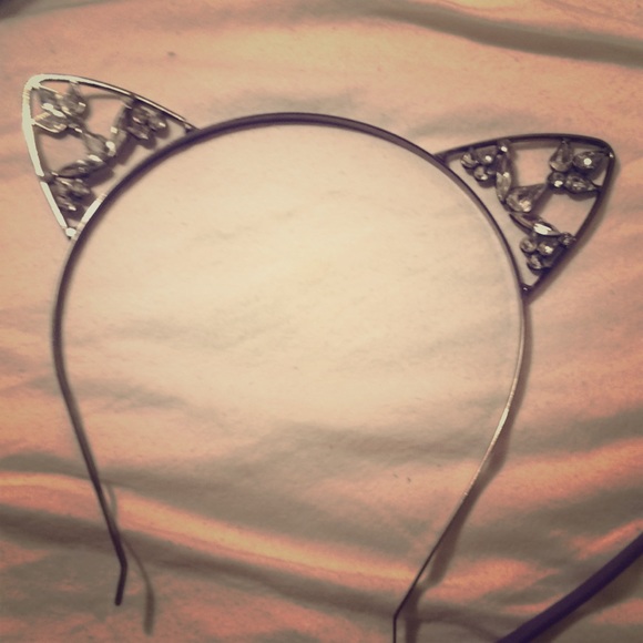 Black Cat ears - Picture 1 of 1